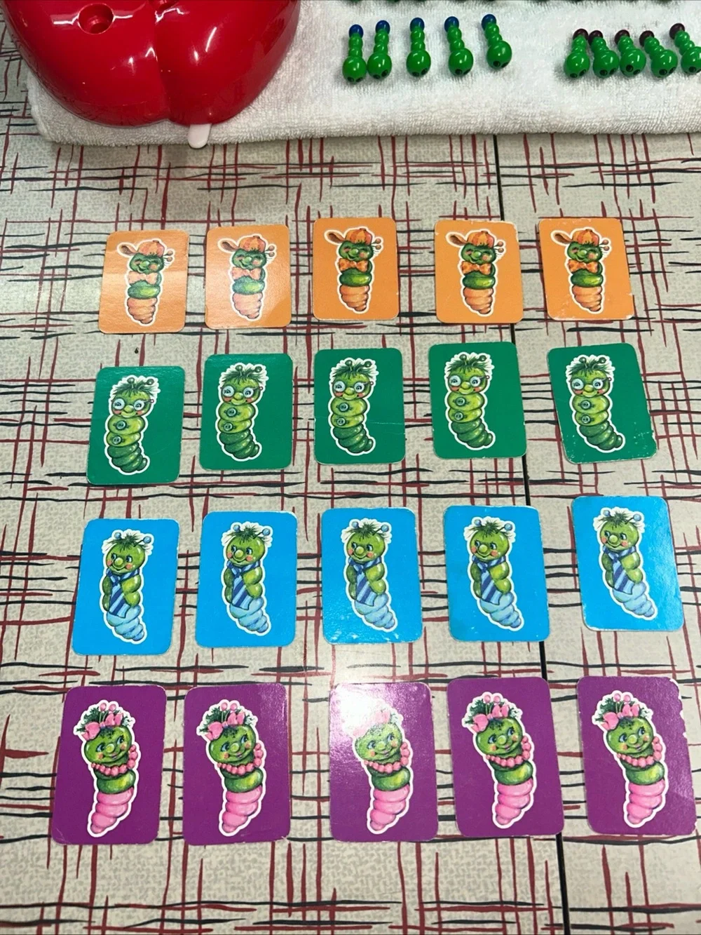 Squiggly Worms, Vintage Kids Board Game, Golden Games, 1991